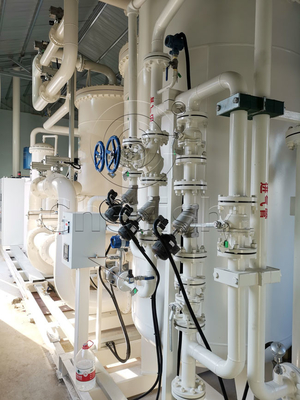 Monitoração em linha da pureza, da pressão e do fluxo do oxigênio do gerador do oxigênio de VPSA para o funcionamento seguro
